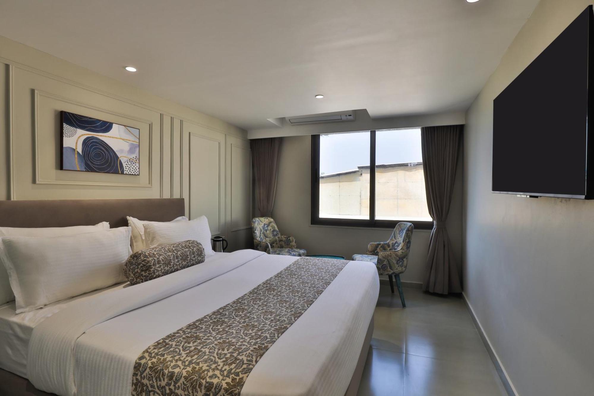 Hotel The Grand Suites Ahmadábád Kültér fotó